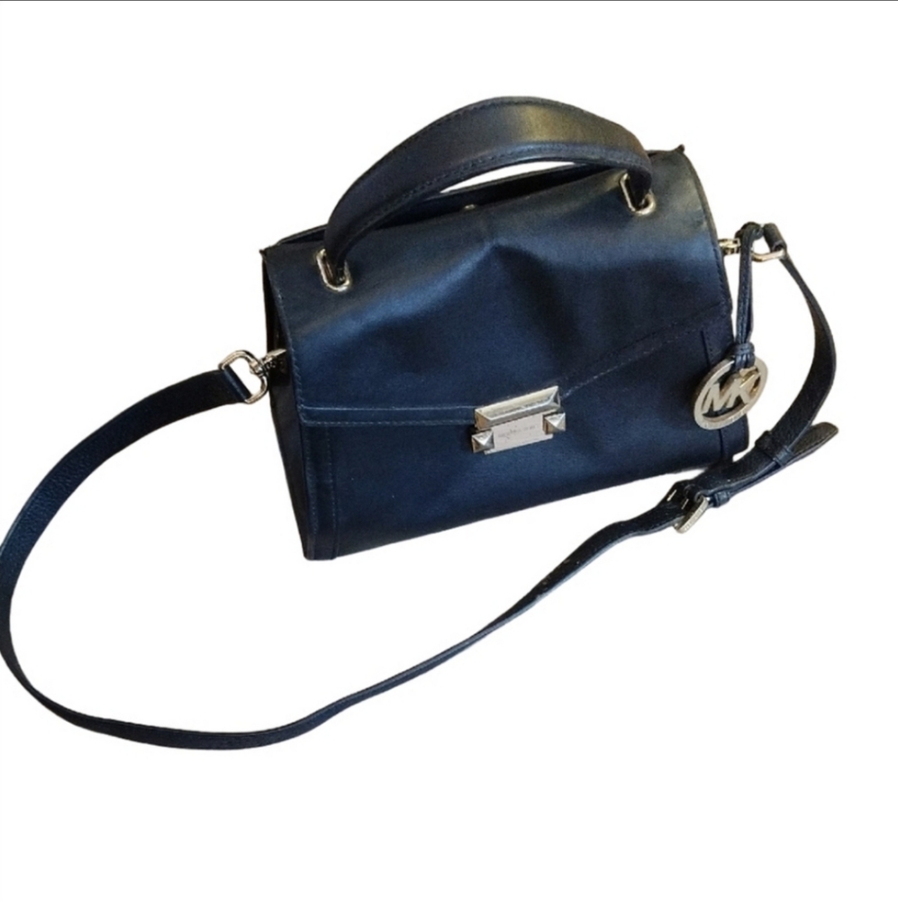 Micheal Kors Crossbody